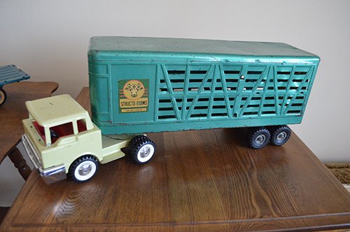 Property photo 1 - Antiques, Jewelry, Coins, Collectibles and Much More! - Personal Property Auction